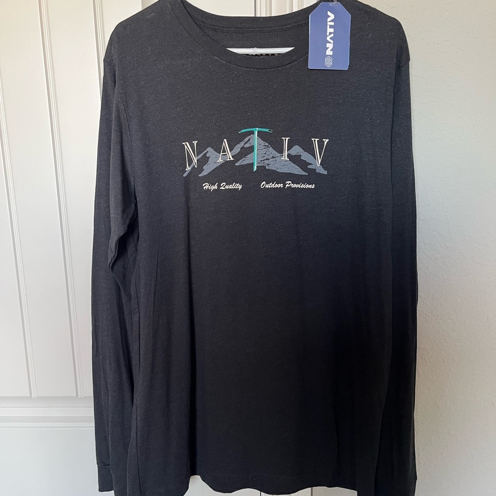 Native black Long Sleeve Men's Tee